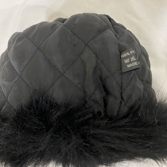 Faux fur winter warm hat - Picture 3 of 3